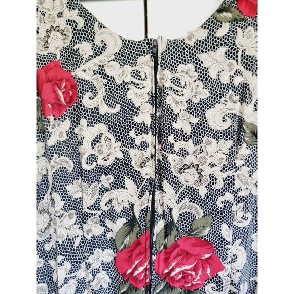 Expressions Women’s 14 Maxi Dress Zip Rear Red Roses‎ Tank Style Top Rayon - Picture 7 of 8